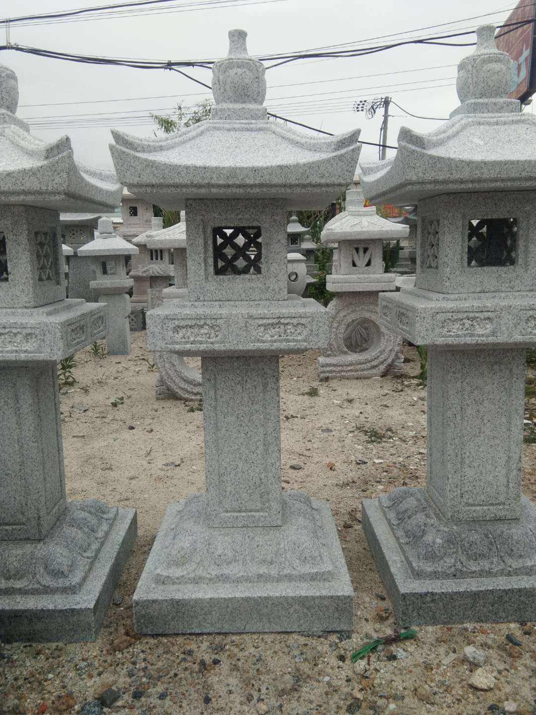 LT015